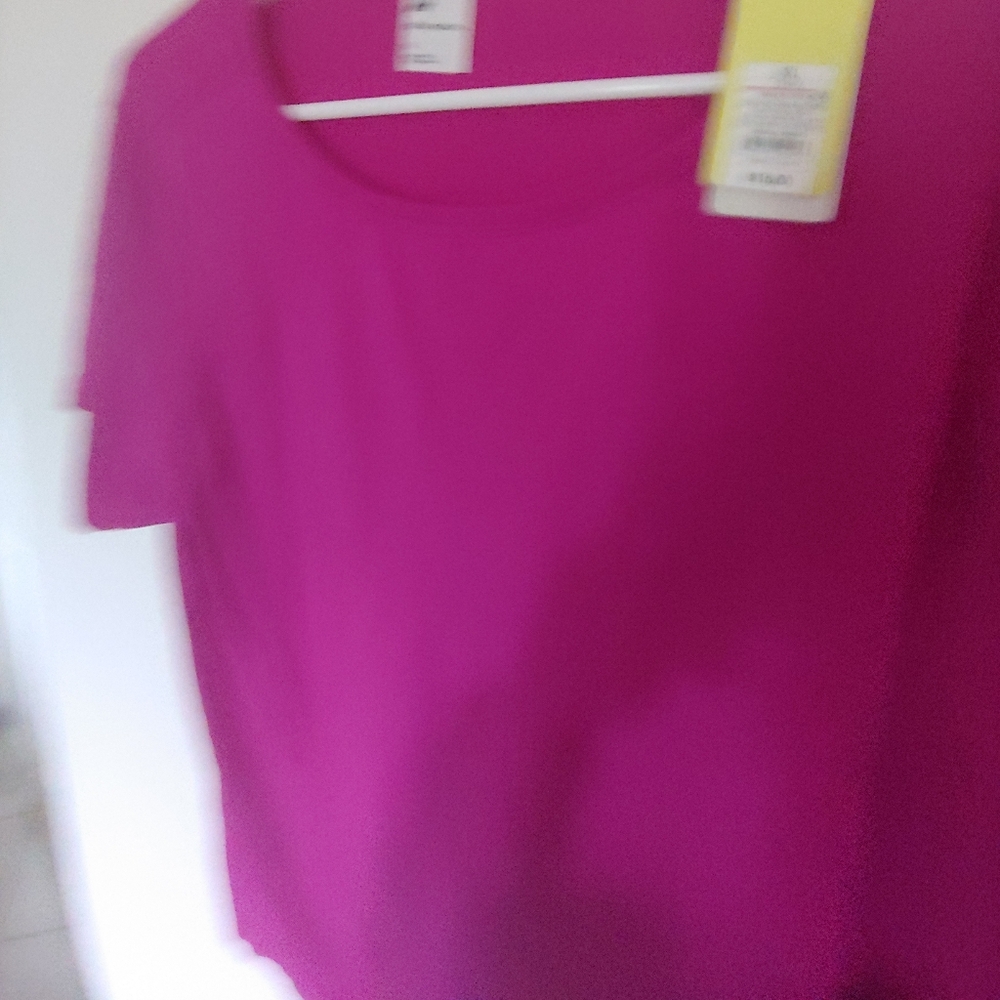 Women's Magenta Top The All In Motion Exercise Shirt in Magenta is a stylish Top